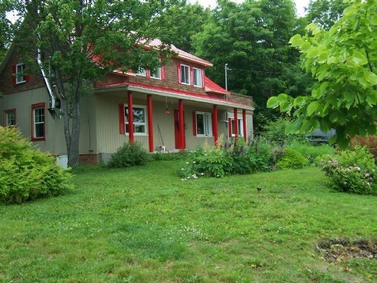 belle centenaire pi�ces sur pi�ces face au fleuve